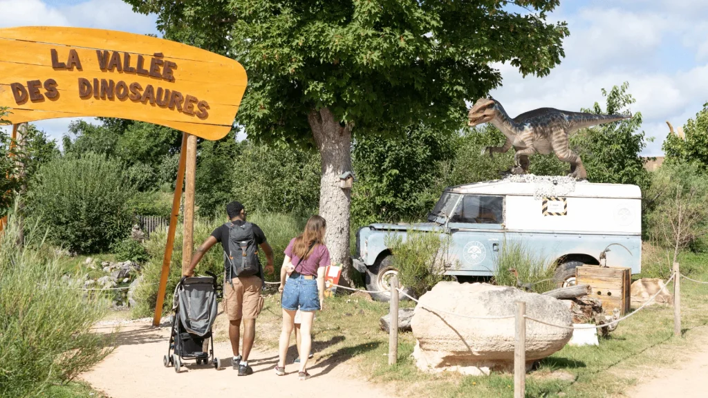 Vallée des dinosaures à Paléopolis Allier